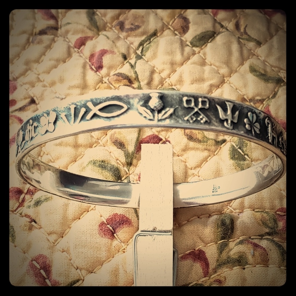 James avery Christian symbols bangle